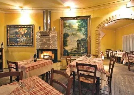 Seven Кортона